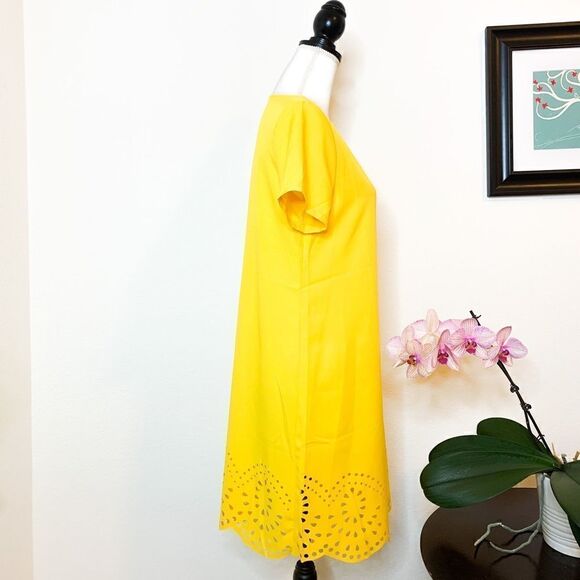 🍋 SHEIN • Laser Cut Yellow Sheath Dress - Picture 4 of 11